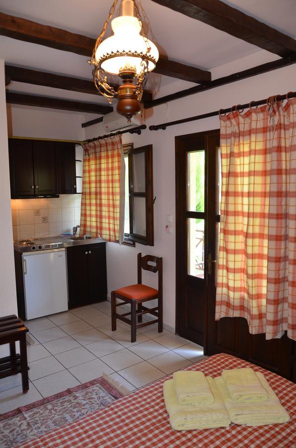 Hotel Maria Chrysi Ammoudia Exterior photo